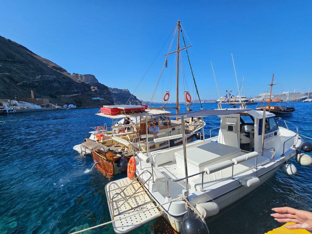 water taxi santorini